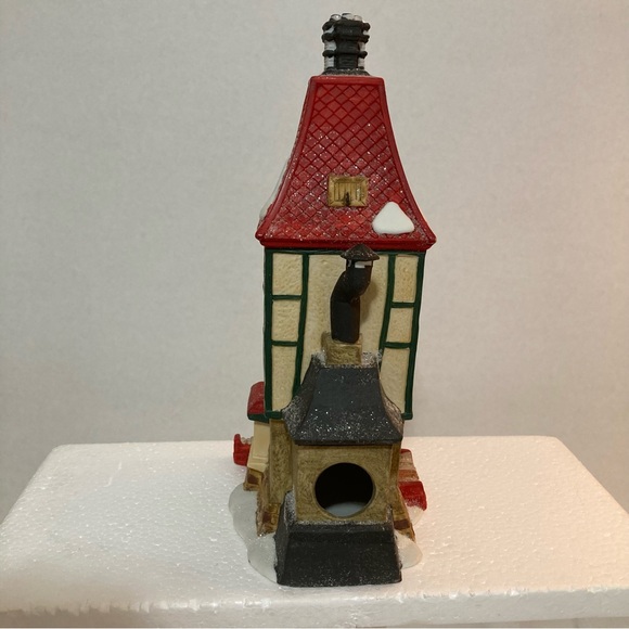 Department 56 “Rimpy’s Bakery”. North Pole Series. Heritage Village Collection. - Picture 3 of 8